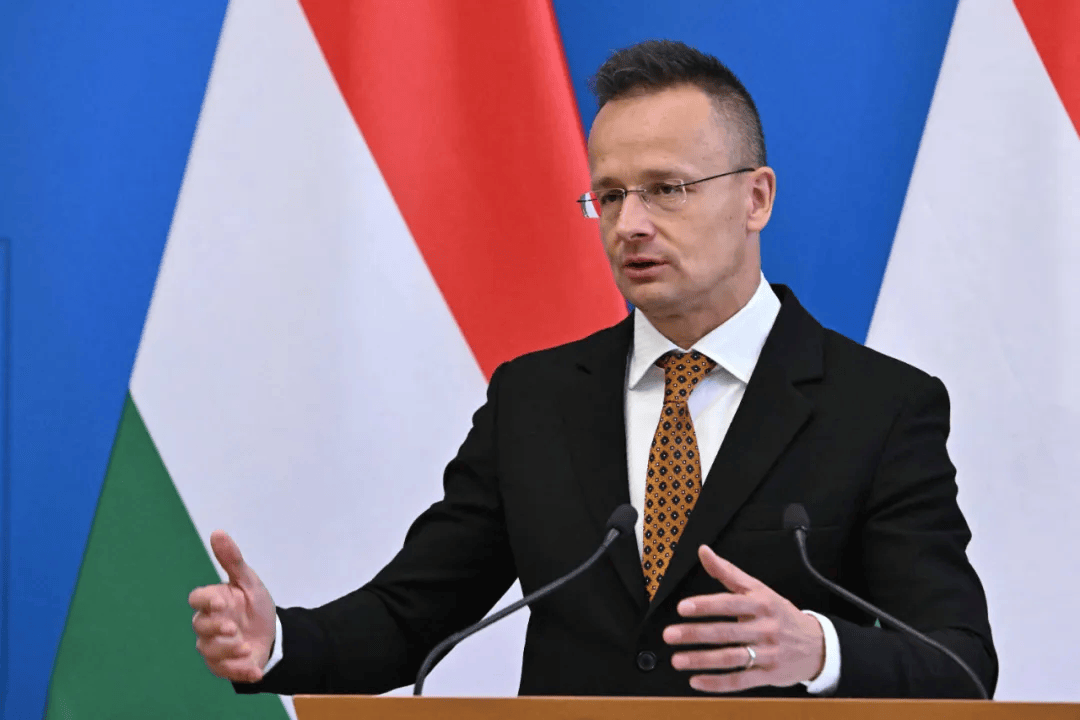 皇冠信用网如何开户_匈牙利外长：匈方已驱逐两名乌克兰外交官