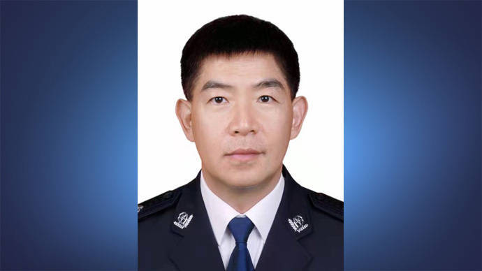 如何申请皇冠信用网_福建厦门市副市长、市公安局局长陈育煌出任吉林省公安厅厅长