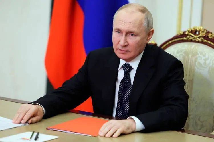 皇冠皇冠足球平台_普京突然“大发慈悲”皇冠皇冠足球平台，他打算给泽连斯基，留下“半壁江山”